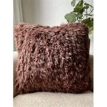 PUESTA EN ESCENA 20 x 20 in. Dreamy Faux Fur Polyester Filler Pillow - Brown Fudge PU3117403